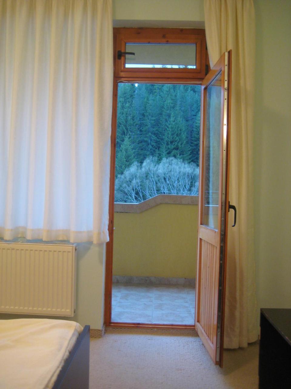 Hotel Restaurant Popini Laki Yagodina Dış mekan fotoğraf